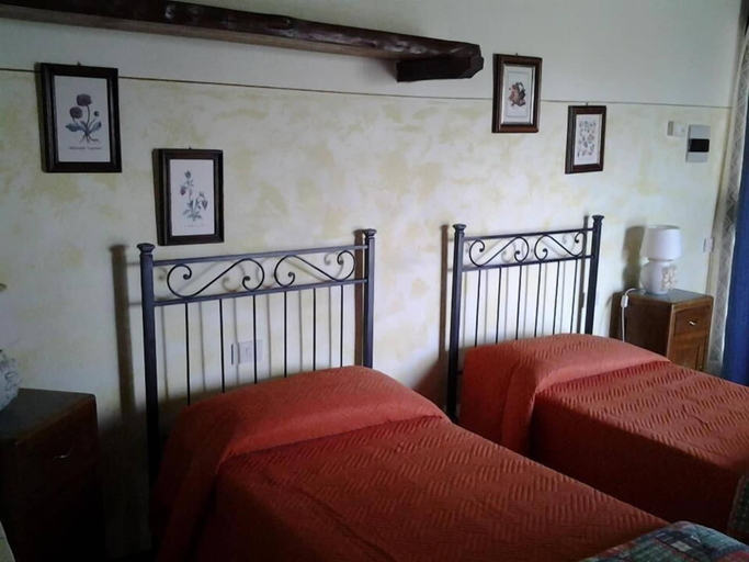Bedroom 2, La Canonica, Siena