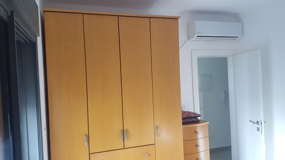 Others 5, Penthouse in the City