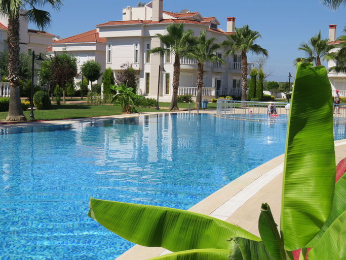 Outdoor pool 5, Belek Holiday Homes, Serik