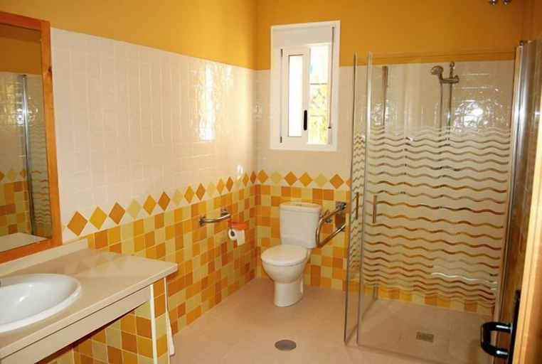 Bathroom 4, Sierra Luz, Huelva