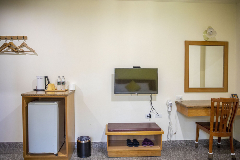 Others 5, Holiday Hotel, Lienkiang (Matsu Islands)