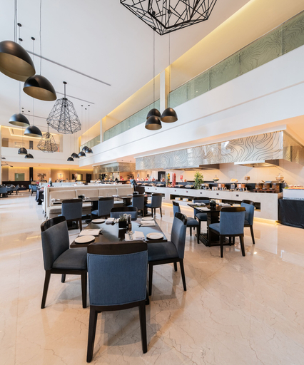 Food & Drinks 5, Radisson Collection Muscat, Hormuz Grand, Seeb