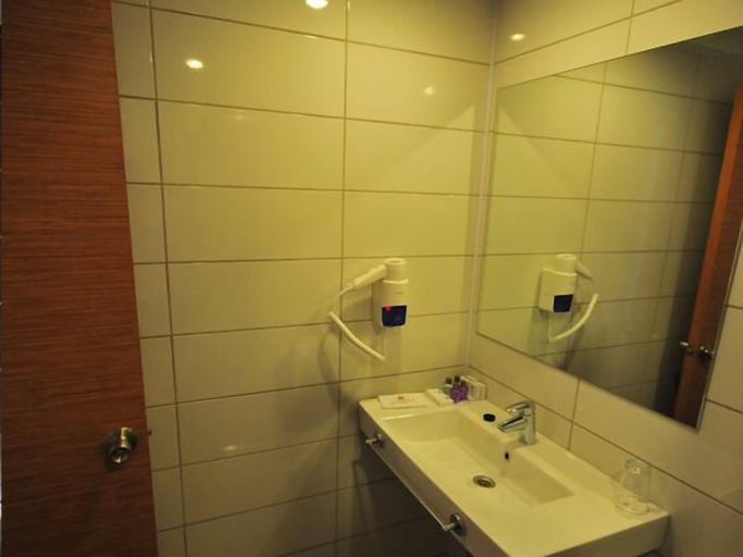 Bathroom 5, Annabella Park Hotel, Alanya