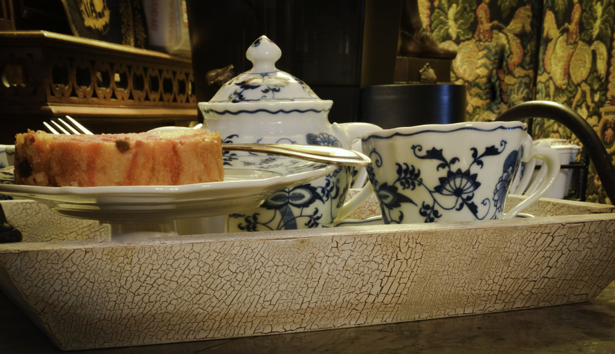 Food & Drinks, Choctaw Hall Bed and Breakfast, Adams