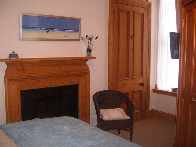 Bedroom 2, Rossmount Guest House, Highland