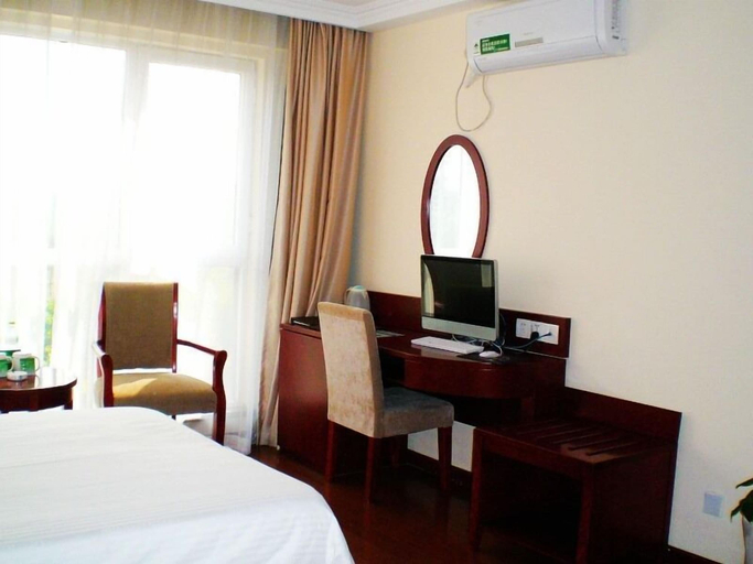 Bedroom 3, GreenTree Inn Beijing Changping District Beiqijia Future Science & Technology City Hotel, Beijing