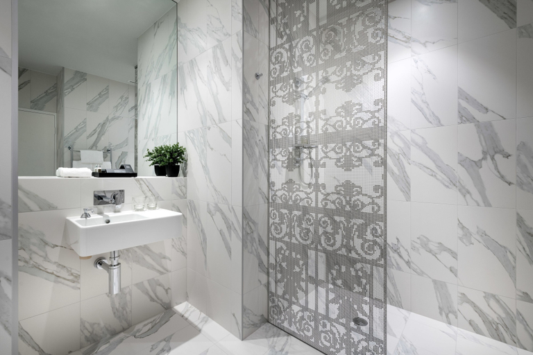 Bathroom 4, The Melbourne Hotel, Perth