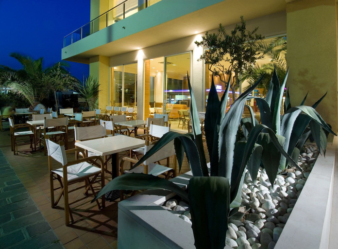 Food & Drinks 4, Hotel Trevi, Rimini