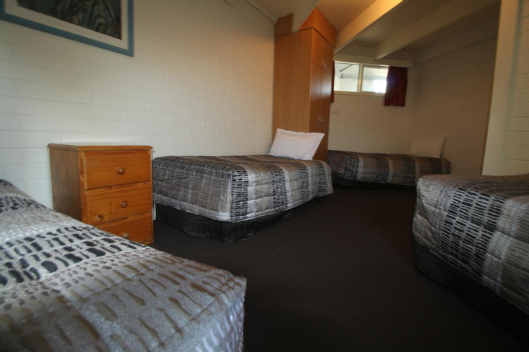 Bedroom 13