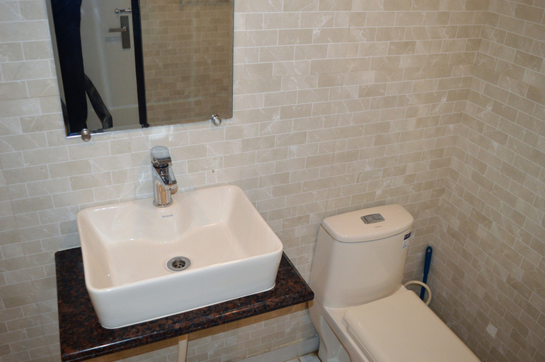 Bathroom 4, Cottage Ganga Inn, Delhi