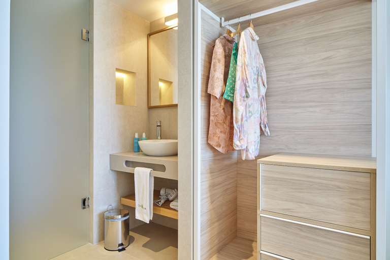 Bathroom 4, Can Salia, Baleares