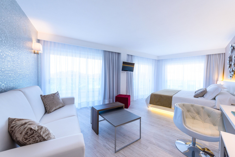 Bedroom 3, Plaza Santa Ponsa Boutique Hotel - Adults Only, Baleares