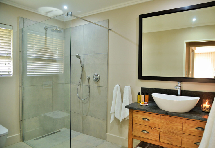 Bathroom 4, Garden Route Safari Camp, Eden