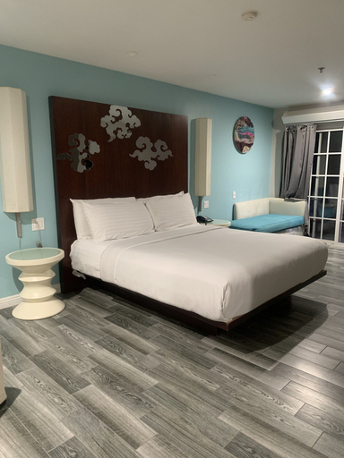 Bedroom 3, The Wave Manhattan Beach, Los Angeles