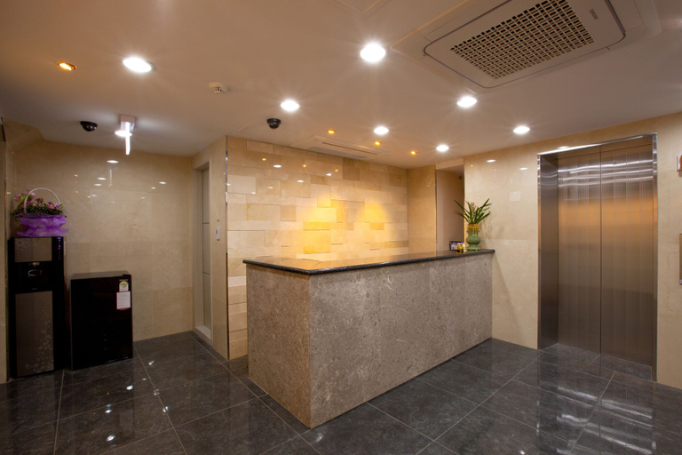 Others 5, Hotel Daewoo Inn, Jung