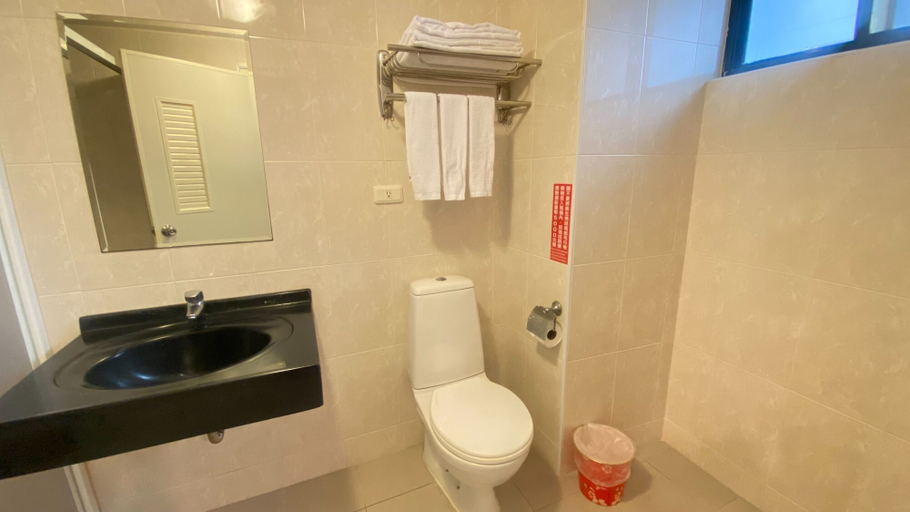 Bathroom 4, Newhotel, Kaohsiung