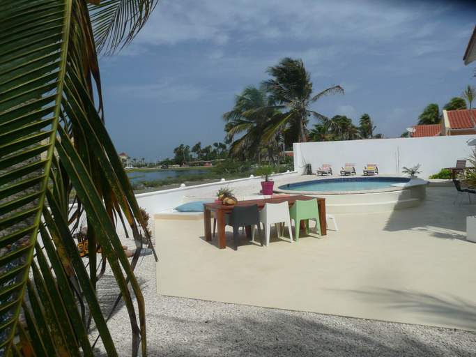 Exterior & Views, Karibu Aruba Boutique Hotel