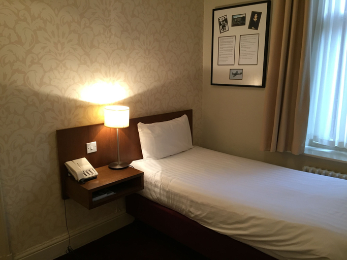 Bedroom 3, Crown Hotel Harrogate, North Yorkshire