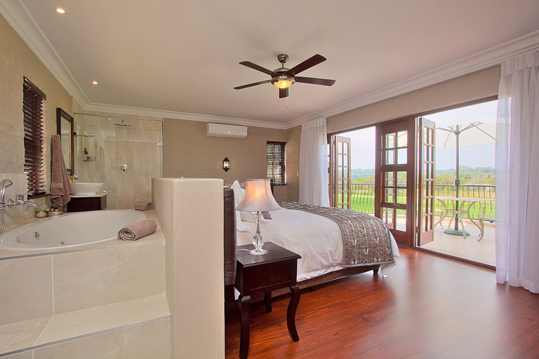Bedroom 2, Leopardsong Manor, City of Tshwane