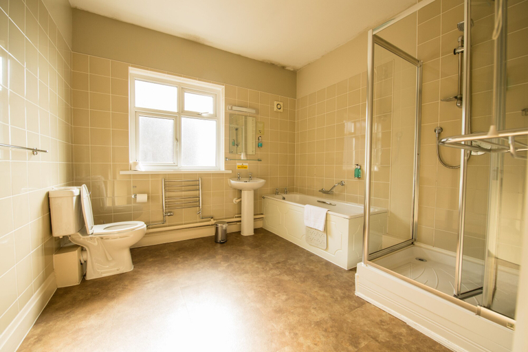 Bathroom 3, Twelve Knights, Neath Port Talbot
