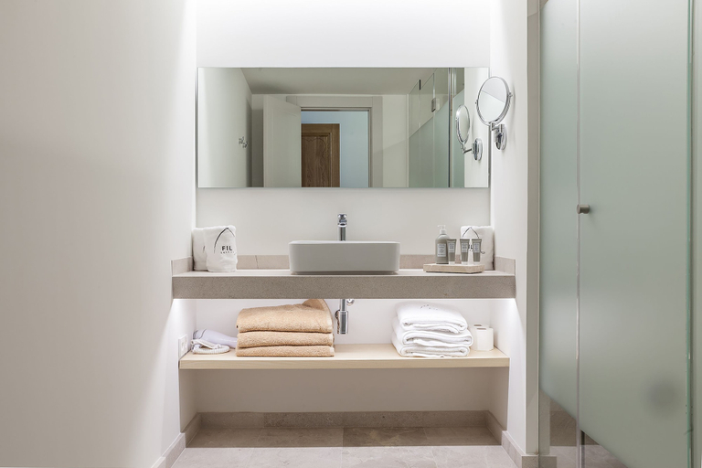 Bathroom 4, Apartahotel Fil Suites, Baleares