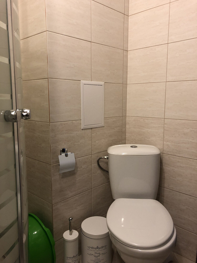 Bathroom 5, Palace Deluxe Hotel, Pomorie