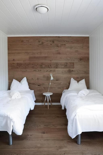 Bedroom 2, Solsiden Brygge, Vestvågøy