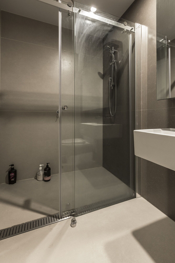 Bathroom 3, Sunshine Boutique Apartments Collins, Melbourne