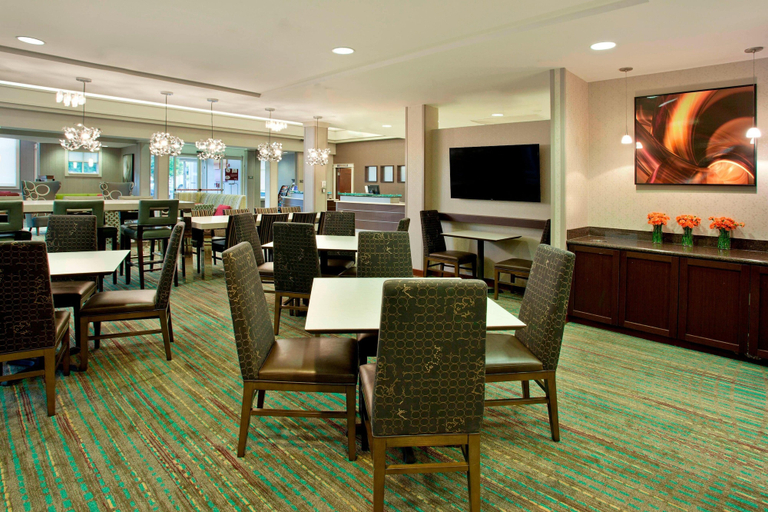 Food & Drinks 5, Residence Inn by Marriott Baltimore Hunt Valley, Baltimore