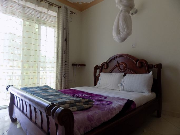 Bedroom 2, Relief Motel, Fort Portal