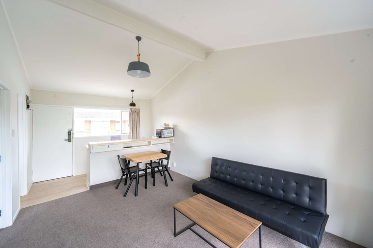 Others 5, Ranfurly Evergreen Motel, Waitakere