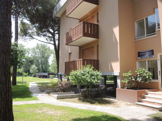 Others 4, Condominio Corinzia, Venezia