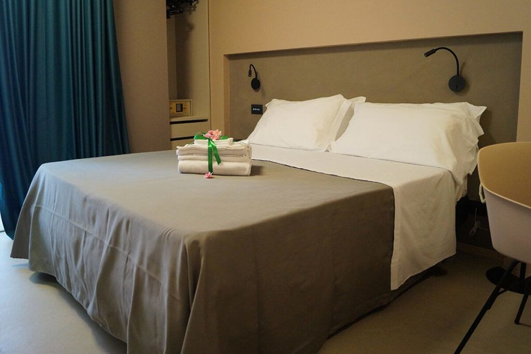Bedroom 3, Hotel Bolivar, Ascoli Piceno