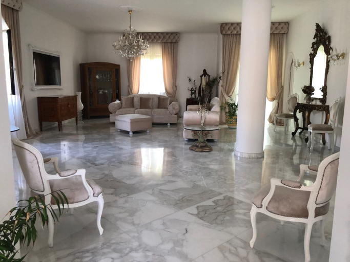 Others 2, Villa Nicolaus, Bari