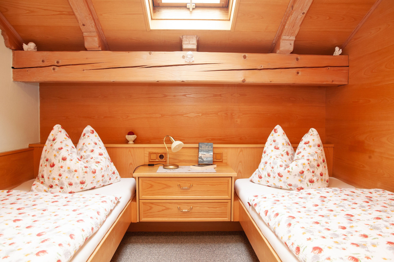 Bedroom 2, Haus Brunnsteinblick, Garmisch-Partenkirchen