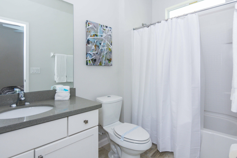 Bathroom 4, Sunshine Getaway: Stylish Home in Orlando, Osceola