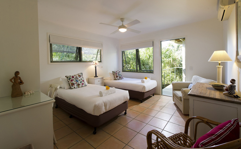 Bedroom 3, The Retreat Beach Houses, Noosa - Sunshine-Peregian