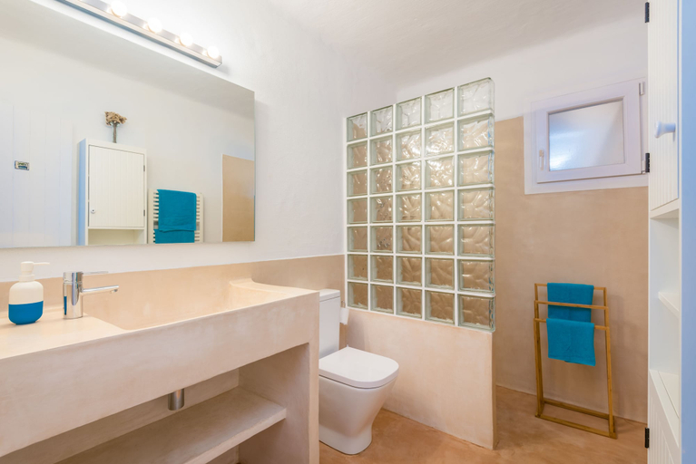 Bathroom 4, Villa MarBlau, Baleares