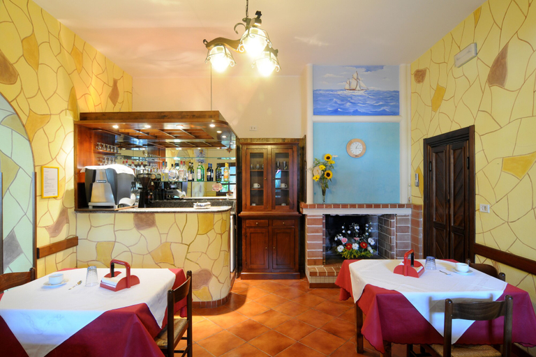 Food & Drinks 5, Hotel Residence Nemo, Brindisi