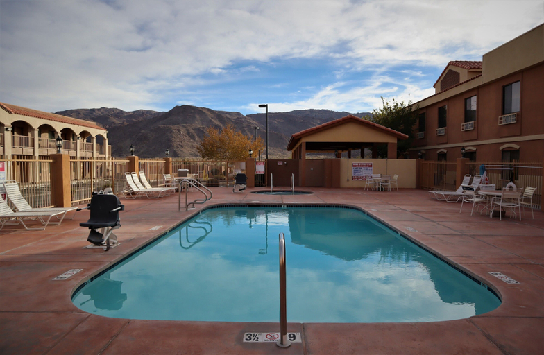 Sport & Beauty 5, Oasis Inn & Suites Joshua Tree - 29 Palms, San Bernardino
