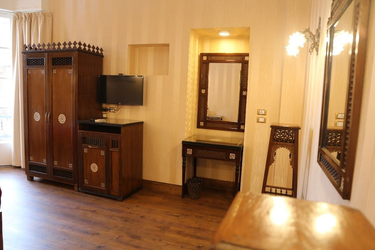 Others 4, Royal Apartments in Cairo Down town, 'Abdin