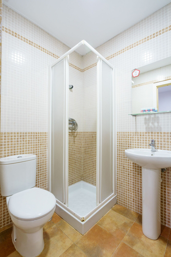 Bathroom 3, Pensión Riad Mediterraneo, Cádiz