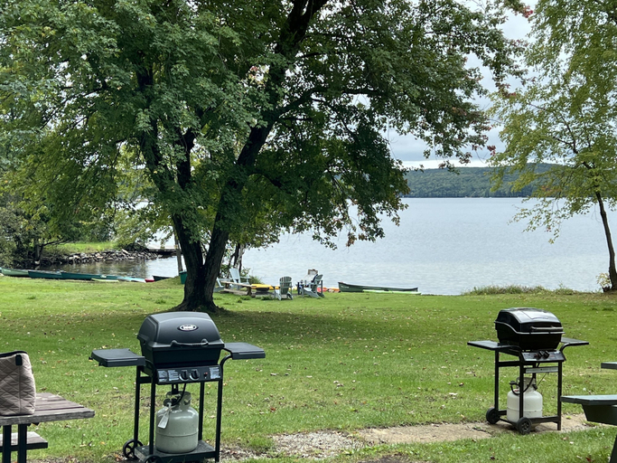 Others 5, Tally-Ho Inn, Muskoka
