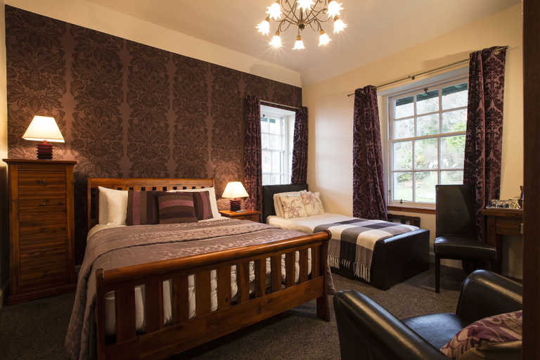 Bedroom 3, North Kessock Hotel, Highland