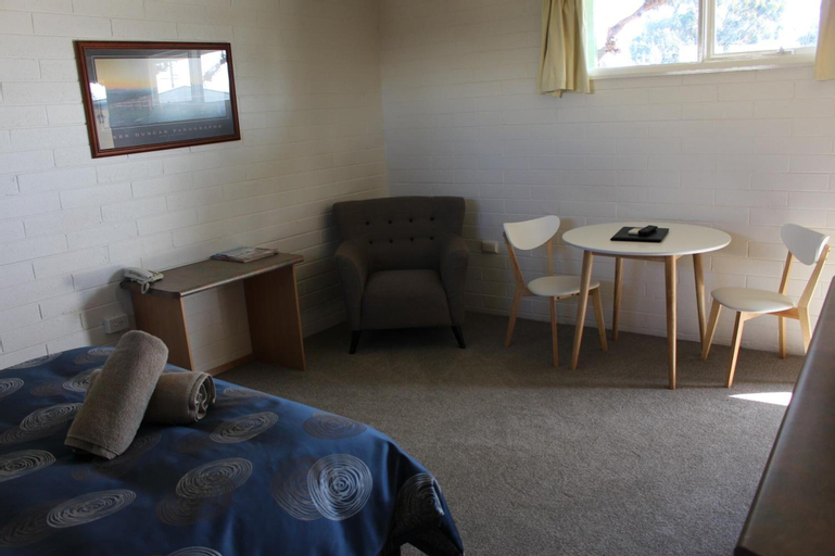 Bedroom 16