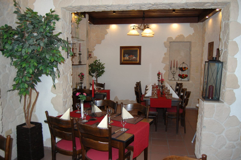 Food & Drinks, Eifel Quartier Em Garstüffje, Euskirchen