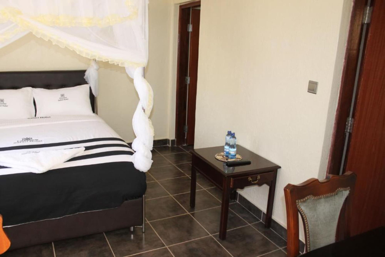 Bedroom 3, Chambai Safari Hotel, Naivasha