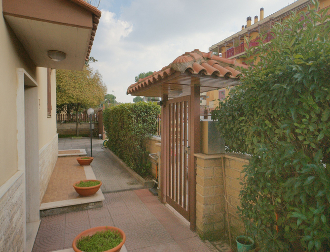 Others 4, Residence Ciampino, Roma