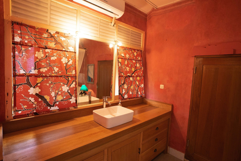 Bathroom 4, Sayan Ridge Villa, Gianyar