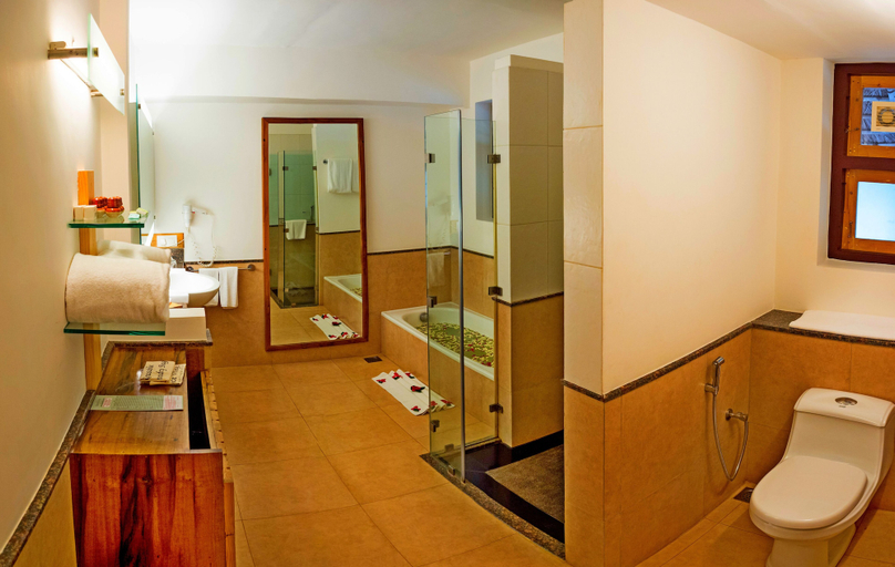 Bathroom 5, Spice Village - Cgh Earth, Theni
